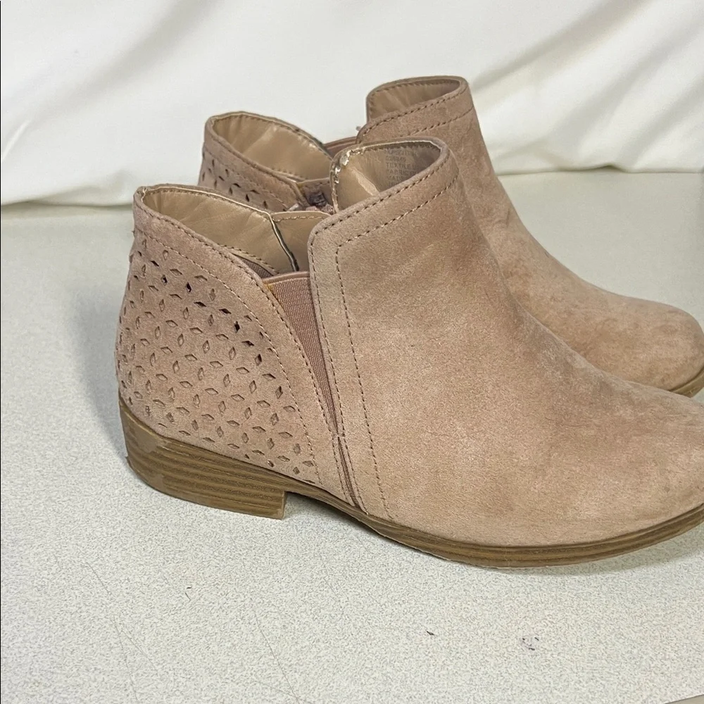 MIA stylish tan